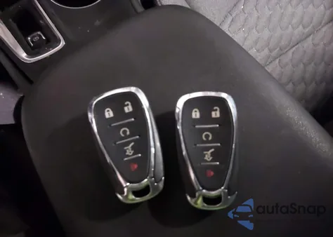 2020 Chevrolet Equinox Awd Lt 1.5L Turbo z USA, uszkodzony, nr VIN 3GNAXUEV8LL335291